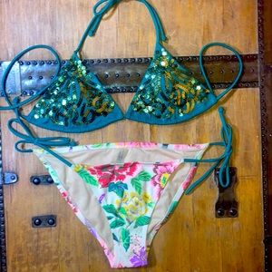 Victoria’s Secret string bling bikini set